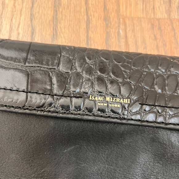 Isaac Mizrahi Other - Isaac Mizrahi Men's Black Croc-Embossed Leather Bag